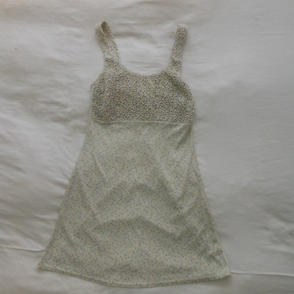 Chic Cream/ Pale Yellow Floral Slip Dress